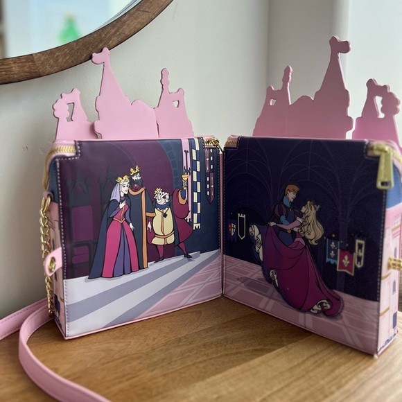 Sleeping Beauty 65th Anniversary Exclusive Castle Figural Crossbody Bag NWT - Picture 5 of 8